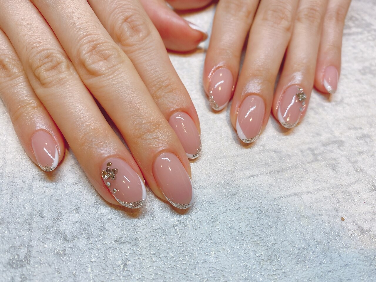 2025年-2026年冬トレンド】ダブルフレンチのネイルデザイン集｜人気順