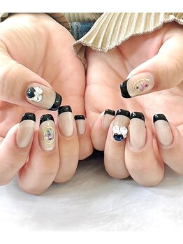 バーガンディ(BURGUNDY)/