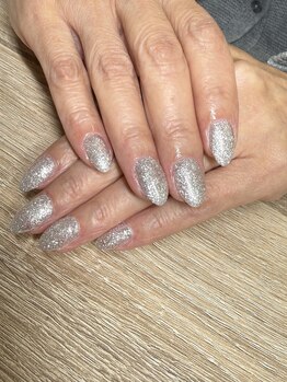 エーナイン イオン一関店/グリッターネイル