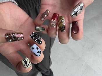 ジェシー(JESSIE)の写真/流行のY2Kや海外系ロングネイルも♪イメージを伝えるだけでOK！手描きアートで叶える唯一無二のデザイン◎