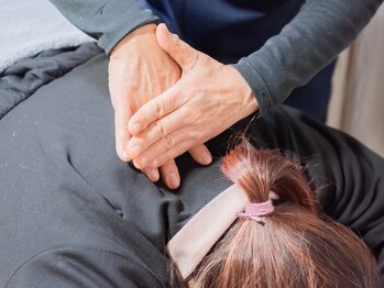 リラクゼーション ほぐしの環の写真/力任せじゃないのにコリの芯まで届く*首肩の重みを忘れる独自の手技でリピーター続出◇ぜひお試しください