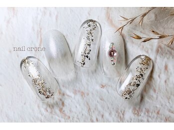 ネイルクローネ(nail crone)/ホワイトグラデネイル