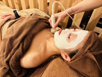 ミルトゥ(myrte)/6.超音波でデコルテのお手入れ