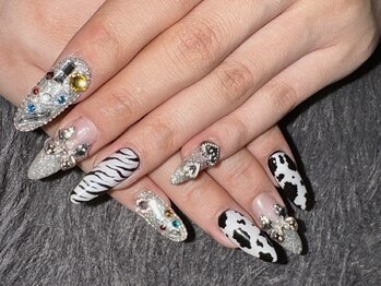 サロンド エルム(salon de elm)/アニマル柄×埋め尽くし byなお