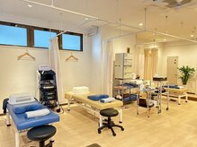 落ち着いた雰囲気の店内です◇