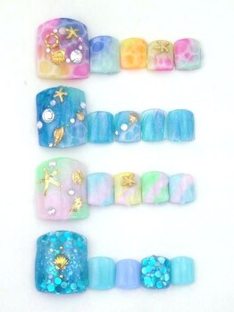 フォア ネイル(FOI NAIL)/ビーチにぴったりトレンドフット