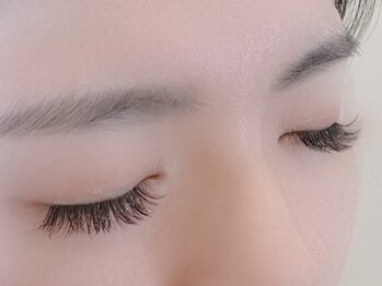 ネイルアンドアイラッシュ ネネ/フラットラッシュ120分付け放題