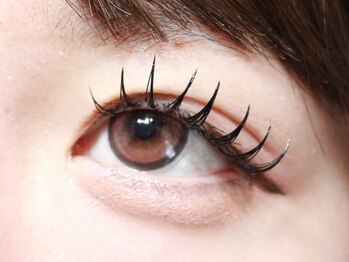 トリート(TREAT)の写真/豊富な毛種やカールをご用意◎ナチュラル・華やか・韓国風までエクステなら細かいデザインの相談が出来る♪