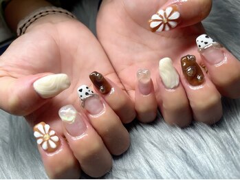 ラヴィリエ(Raviller)/【ニュアンスネイル】持ち込み