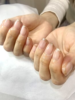 ネフレル/ネイリスト: フレンチネイル