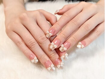 ダイアネイルサロン(DI'Aネイルサロン)の写真/【つけ放題（やり放題）メニュー120分　¥7980～】お得に可愛く♪再現性や仕上がりのデザイン感にも大満足◎