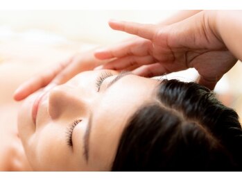 エステアンドネイルサロン ラフィネル(Raffinelle)/【小顔/たるみ改善】