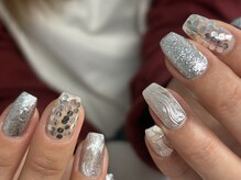 アールアイ(R-i)の雰囲気（毎月変わる定額デザイン♪）