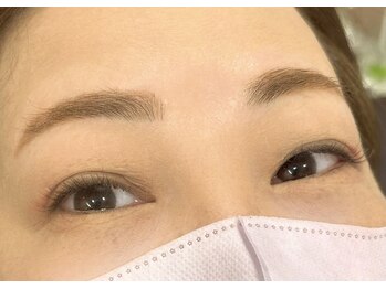 癒 and 美 悠希 ゆうき/美眉スタイリング(アイブロウ)