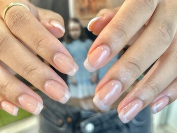 クプ アイラッシュプラス(qup)/ベース有フレンチネイル¥8000