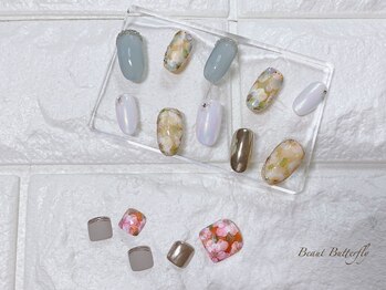 ネイルサロンスクール ビュートバタフライ 町田店(BEAUT BUTTERFLY)の写真/業界関係者垂涎の作品を目の当たりにできるのも、Beaut Butterflyならではの高い技術の証！