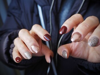 ヌクレオ(n‘ucleo)/【sheira】ミラーグラデアート