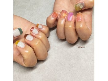 シルニー リム(Silny rim)/右)やり放題 /左)アシンメトリー