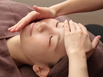 プレイス 堂山本店(PLACE)の写真/ヒト幹細胞エステでターンオーバーを促進★肌の根本的な生成を促します◎
シワやたるみ/シミ/くすみの改善