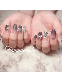 ファミーネイルズ(Fammy nails)/