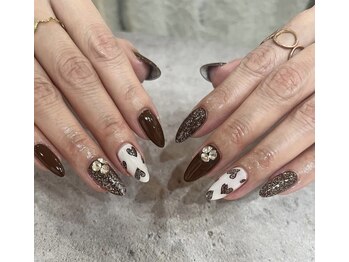 手描きハートネイル