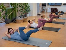 ヨガスタジオ三日月/ピラティス