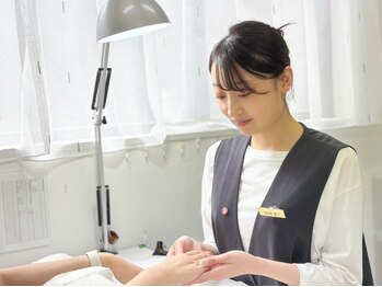 ネイルソワン フットアンドハンド(nail soin foot&hand)の写真/爪用美容液を使用したオールハンドのケアで地爪のエステ★極上爪ケアで圧倒的美爪を育てます★