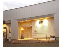 ビー ブルーム(B BLOOM)/この外観が目印です★
