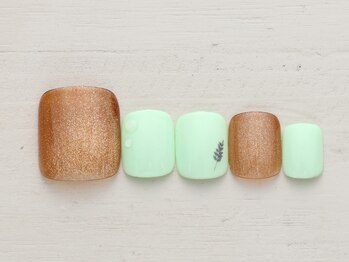 ネイルミックス イオンモール水戸内原店(Nail Mix)/バイカラー×ボタニカル 4990円