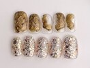 グリッターちぐはぐネイル