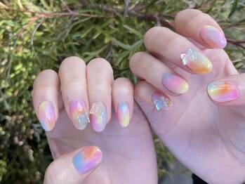 ゆちたの部屋の写真/【持ち込みアート¥7400~】個性派デザイン~流行りのワンホンネイルまで幅広く対応♪サンプルのご用意も有り!