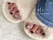 アテ(ate)/秋★フットチェックネイル