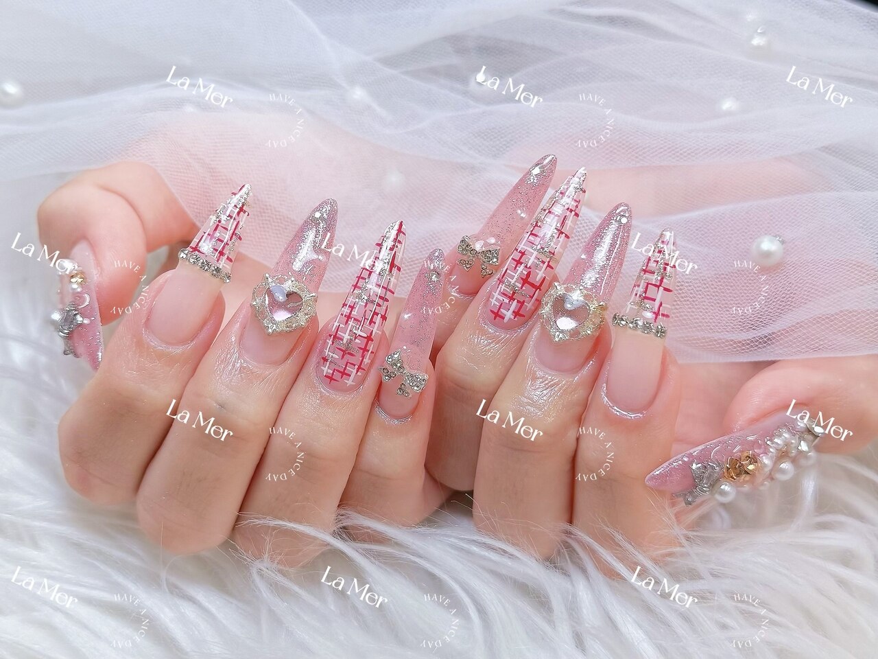 2025年-2026年冬トレンド】ツイードのネイルデザイン集｜人気順｜95