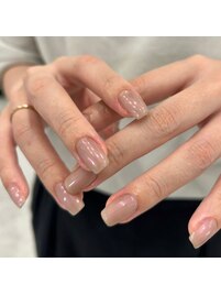 シンプルオーロラネイル
