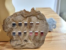 スオ(SO-eye)の雰囲気（ブラウンからニュアンスカラーまで多数エクステ取り揃えています）