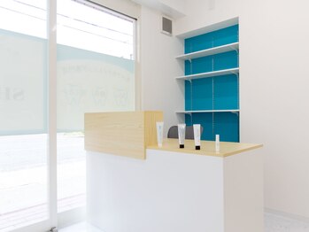 シロン(SHILON)/綺麗な店内　