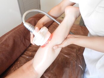 ビーアンベリィ(bee embellie)/3MAXラジオ波