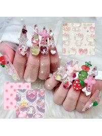 春のいちごキティちゃんネイル