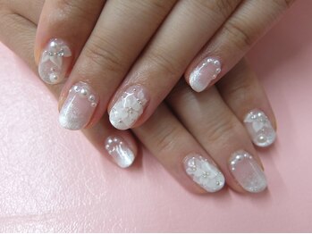 ネイルサロンミキ 横浜(MIKI)/人気ブライダルパール3Dネイル♪