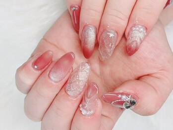ヘブン ネイル 鶯谷(HEAVEN Nail)/フェミニンで可愛いデザイン