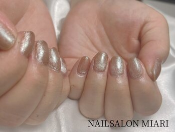 ミアリ(MIARI)/マグネットネイル