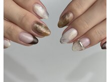 ビアンコ バイ アヤネイル(BIANCO. by Aya Nail)の雰囲気(一癖あるニュアンス、モードなデザインが得意です。)