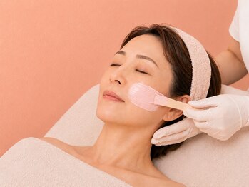 アリエス 武蔵小杉 新丸子(ARIES.)の写真/毛穴が目立たなくなる!化粧ノリが断然◎【顔MIX脱毛¥8800】
