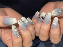 ハチイチイチサン(8113)/デザイングラデーション