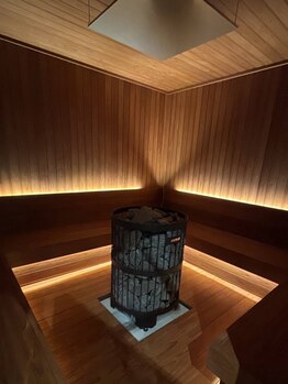 ロッカクの写真/最大4名まで可能なプライベートサウナ&岩盤浴が大人気！身体の芯から温めて老廃物の排出促進&デトックス◎
