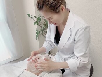 ビューティーホリック 蘇我店(BEAUTY HOLIC)の写真/【肌荒れ改善専門メニュー】＼あなたの為の専門的なニキビケア／繰り返す肌荒れお任せください◎