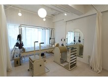 イプ ピラティス 南堀江(Ipu Pilates)の雰囲気（完全個室のレッスンルーム2部屋完備♪人目気にせず楽しめます◎）