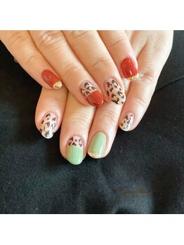 オーサムブロッサム 茅ヶ崎店(AwesomeBlossom)/アニマルアート