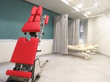 池袋東鍼灸整骨院/当院イチオシ【トムソンベッド】