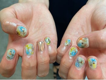 カーティシーネイルズ(curtisii NAILS)/